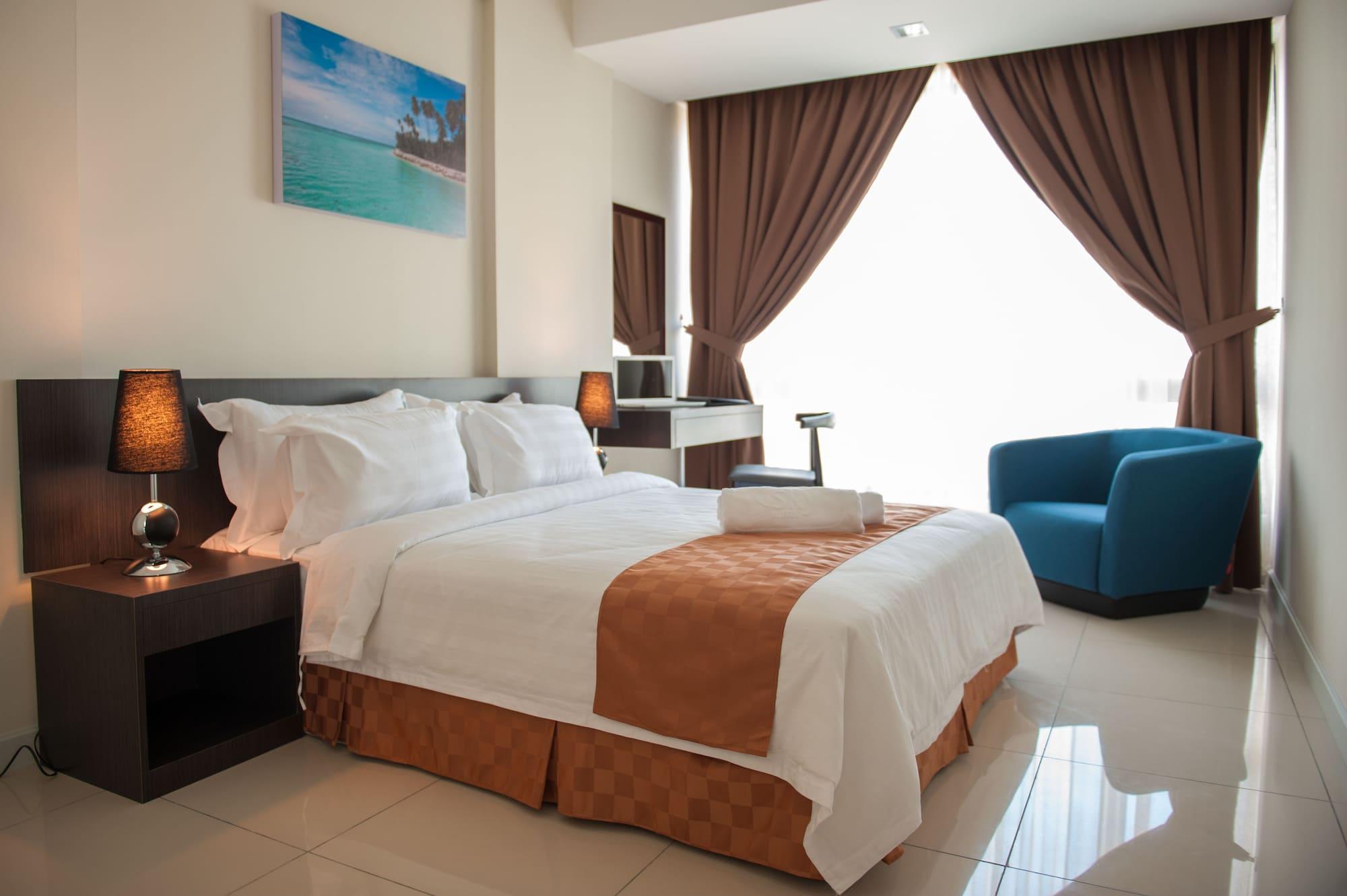 Sky Hotel Kota Kinabalu Buitenkant foto