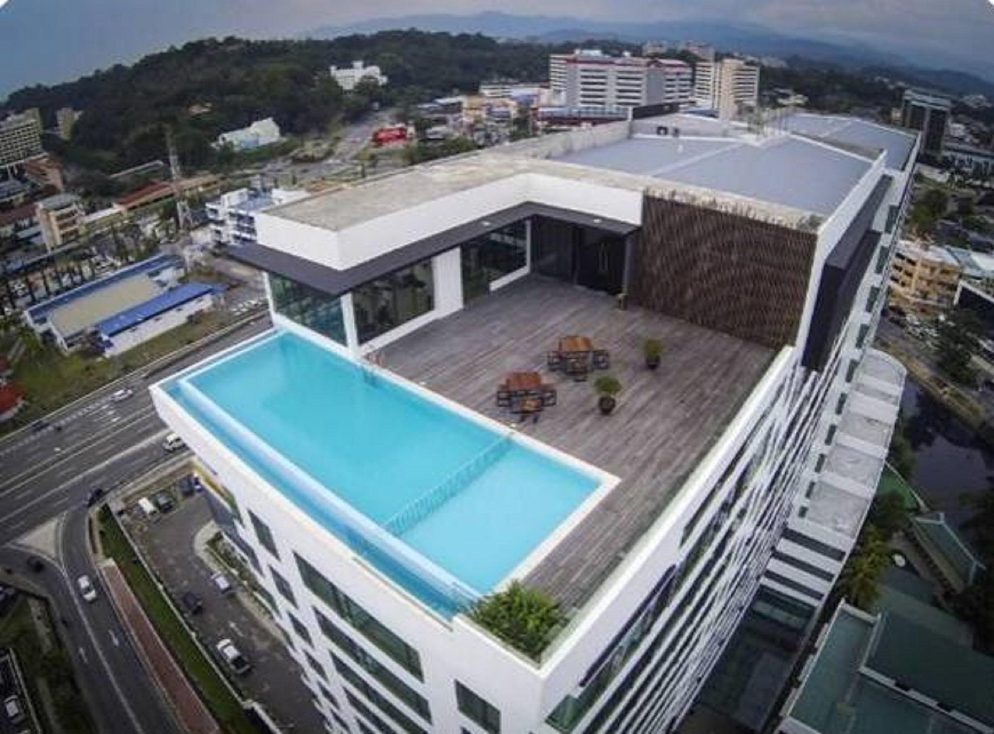 Sky Hotel Kota Kinabalu Buitenkant foto
