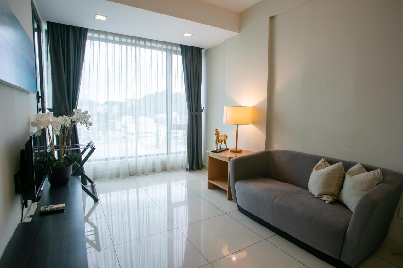 Sky Hotel Kota Kinabalu Buitenkant foto